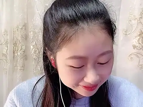 nuannuan35593 online show from 11/11/25, 12:05