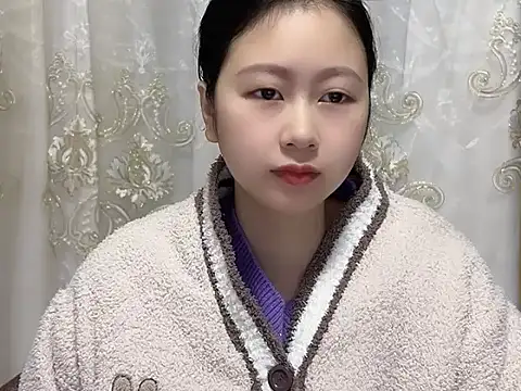 nuannuan35593 online show from 01/12/26, 12:10