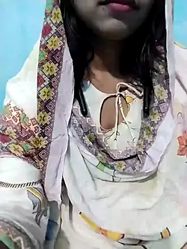 Snapshot of cute_mahi07 chatting on 11/02/25, 11:34 cute mahi07 online show from 11/02/25, 11:34