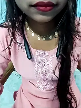 Snapshot of cute_mahi07 chatting on 11/05/25, 07:47 cute mahi07 online show from 11/05/25, 07:47