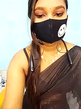 Snapshot of cute_mahi07 chatting on 11/17/25, 07:41 cute mahi07 online show from 11/17/25, 07:41