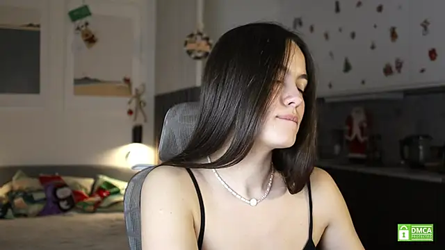 Snapshot of amelie_shine chatting on 12/17/25, 12:22 amelie shine online show from 12/17/25, 12:22