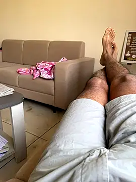 Snapshot of bitujd98 chatting on 11/16/25, 09:26 bitujd98 online show from 11/16/25, 09:26