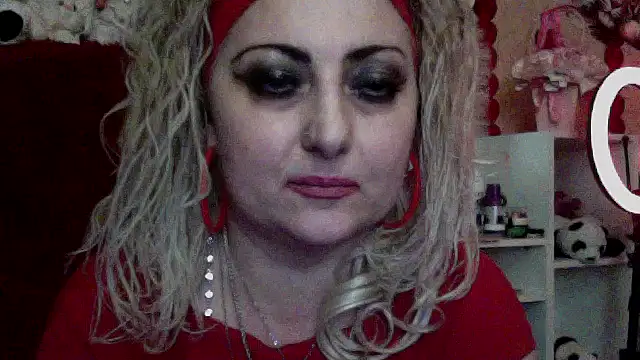 xHot Amazonq online show from 01/31/26, 08:18