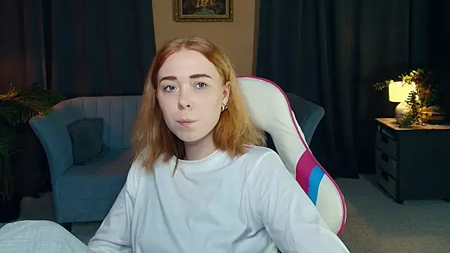 AddieOsler online show from 12/04/25, 09:01