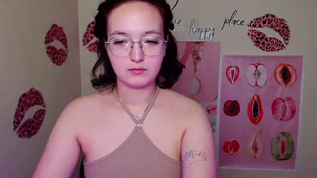 MissAriaa online show from 10/31/25, 08:04