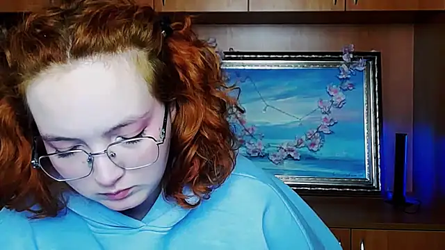 MissAriaa online show from 04/17/26, 06:16