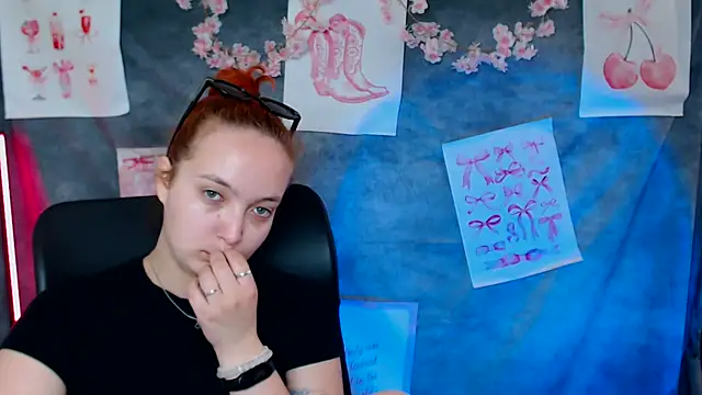 MissAriaa online show from 06/20/26, 12:19