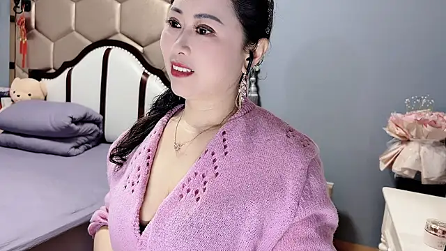 yaoyao22678 online show from 05/09/26, 01:33
