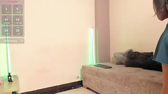 Snapshot of Lil_Audrey chatting on 12/02/25, 02:39 Lil Audrey online show from 12/02/25, 02:39