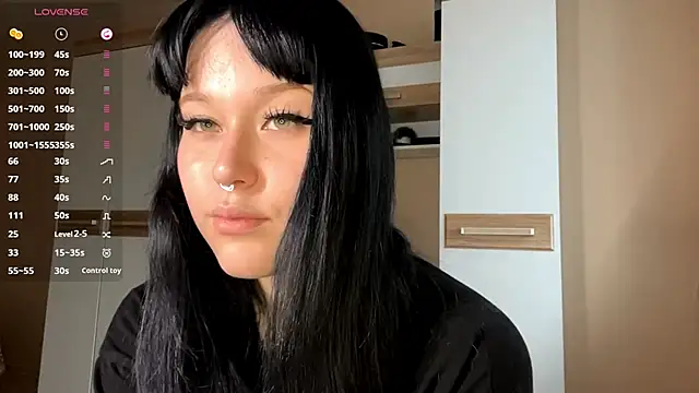 LaurenOveson online show from 11/06/25, 10:16