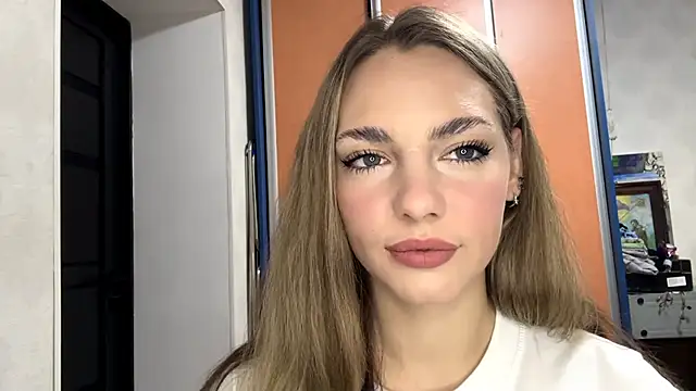 IlanaLafferty online show from 11/14/25, 07:12