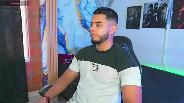 Tiler wolker online show from 11/09/25, 08:29