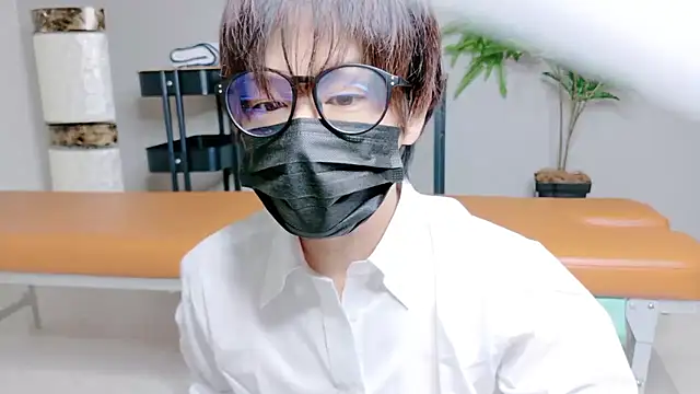 Snapshot of osu-nari_kun chatting on 11/19/25, 02:39 osu-nari kun online show from 11/19/25, 02:39