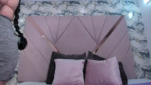 naomy sexy  online show from 12/20/25, 12:45