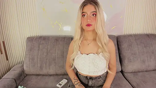 NhoanBrunette online show from 04/28/26, 02:33
