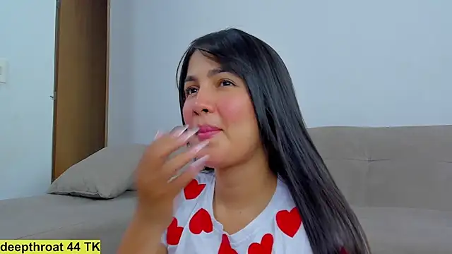 Snapshot of hanathompson___0 chatting on 11/09/25, 02:48 hanathompson 0 online show from 11/09/25, 02:48