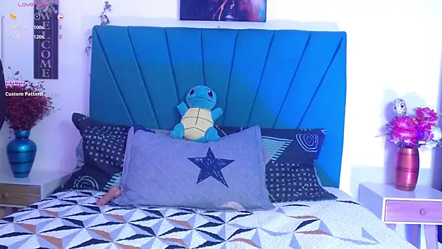 Snapshot of Stefany_wish chatting on 11/12/25, 01:11 Stefany wish online show from 11/12/25, 01:11