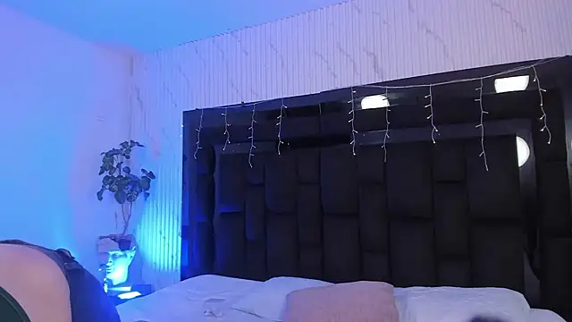 JanneBlossom  online show from 02/25/26, 09:57