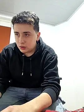 Snapshot of Sam_Rush chatting on 12/21/25, 04:08 Sam Rush online show from 12/21/25, 04:08