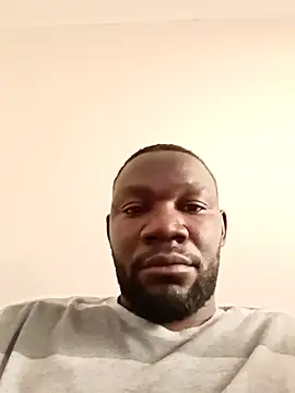 Snapshot of shoodly99 chatting on 11/16/25, 11:10 shoodly99 online show from 11/16/25, 11:10