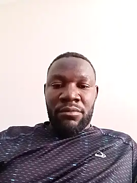 Snapshot of shoodly99 chatting on 11/23/25, 05:57 shoodly99 online show from 11/23/25, 05:57