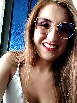 Snapshot of Alyah_1-2 chatting on 11/24/25, 03:23 Alyah 1-2 online show from 11/24/25, 03:23