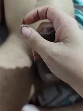 Snapshot of Dylan_2717 chatting on 11/02/25, 05:10 Dylan 2717 online show from 11/02/25, 05:10