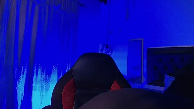 Ghost  Girl  online show from 11/05/25, 04:23