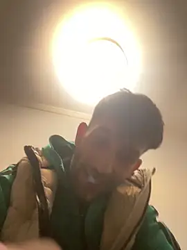 Snapshot of Dondeloquieras4 chatting on 02/02/26, 10:08 Dondeloquieras4 online show from 02/02/26, 10:08