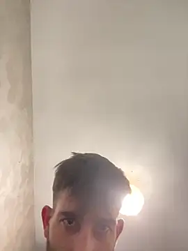 Snapshot of Dondeloquieras4 chatting on 02/07/26, 12:36 Dondeloquieras4 online show from 02/07/26, 12:36