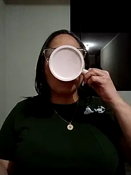 Snapshot of Angie_milf50 chatting on 11/06/25, 03:18 Angie milf50 online show from 11/06/25, 03:18