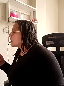 Snapshot of Angie_milf50 chatting on 11/07/25, 03:12 Angie milf50 online show from 11/07/25, 03:12