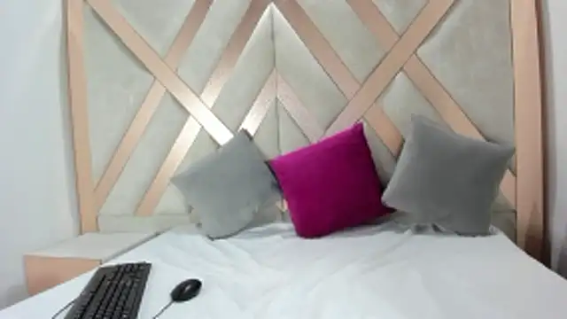 Snapshot of Cassandra_Armani chatting on 01/15/26, 03:00 Cassandra Armani online show from 01/15/26, 03:00
