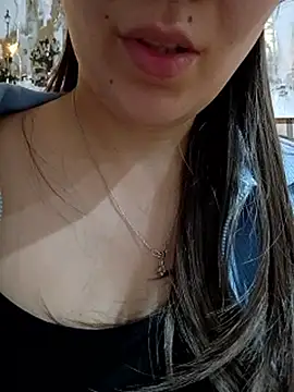 Emily  love online show from 11/27/25, 03:52