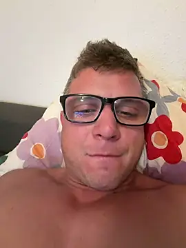PolishBoy1995 online show from 05/29/26, 08:18