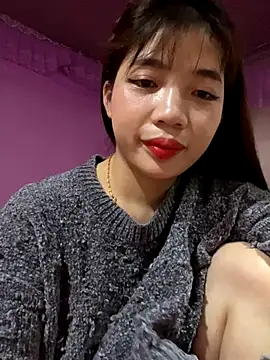 Zlienr023 online show from 11/10/25, 02:32