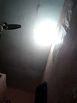 CUTE-GIRL-1 online show from 11/28/25, 12:30