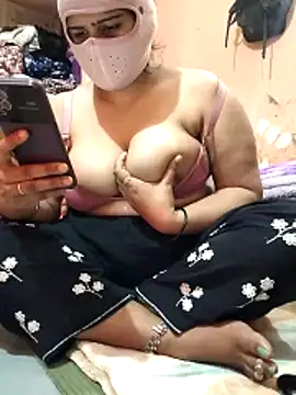 CUTE-GIRL-1 online show from 02/03/26, 04:23