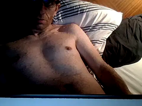 Snapshot of mecchauddu60 chatting on 10/27/25, 11:20 mecchauddu60 online show from 10/27/25, 11:20