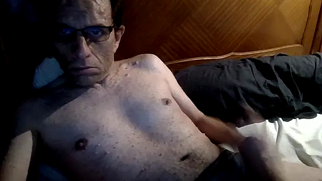 Snapshot of mecchauddu60 chatting on 11/29/25, 09:18 mecchauddu60 online show from 11/29/25, 09:18