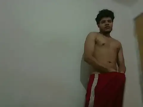 riley xxx online show from 12/17/25, 04:40