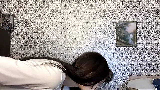 Snapshot of SofiaDreams09 chatting on 11/24/25, 02:17 SofiaDreams09 online show from 11/24/25, 02:17