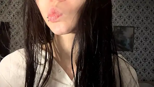 Snapshot of SofiaDreams09 chatting on 12/20/25, 02:46 SofiaDreams09 online show from 12/20/25, 02:46