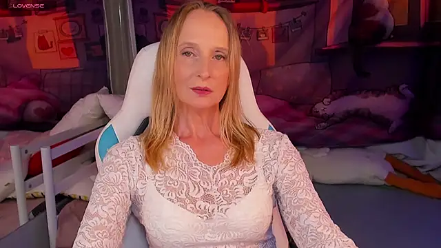 ScarlettPalmer online show from 06/18/26, 09:14