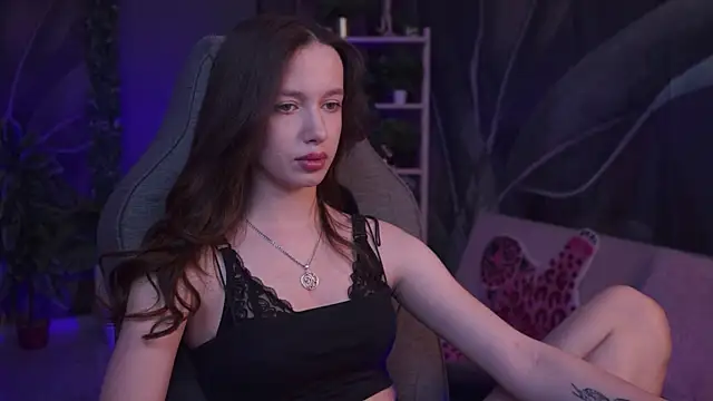 Snapshot of EmilyWade chatting on 01/12/26, 11:48 EmilyWade online show from 01/12/26, 11:48