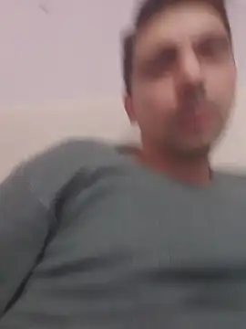 Snapshot of Danielwin chatting on 10/29/25, 05:36 Danielwin online show from 10/29/25, 05:36