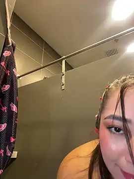 Snapshot of Hannahpradaa_ chatting on 11/13/25, 12:09 Hannahpradaa online show from 11/13/25, 12:09