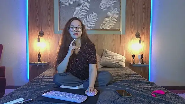 sweetie kathy  online show from 10/28/25, 05:33