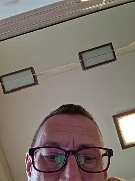 rafryg online show from 12/15/25, 08:07